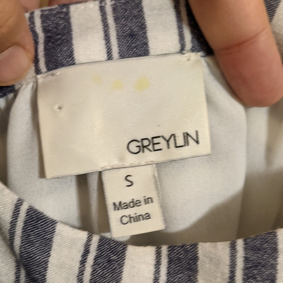 Greylin Darla Tiered Yarn Died Top in Chambray S - Picture 3 of 7